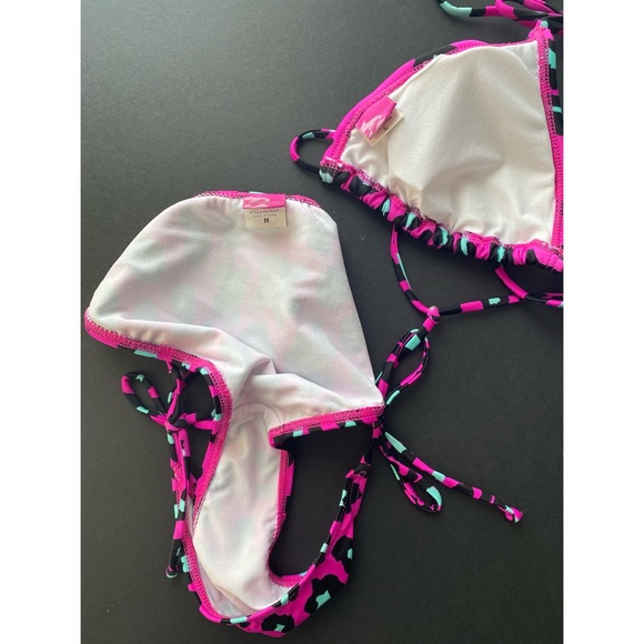 Billabong Bikini Set Cheetah Print (Size L Top) (Size M Bottoms) - Picture 5 of 7